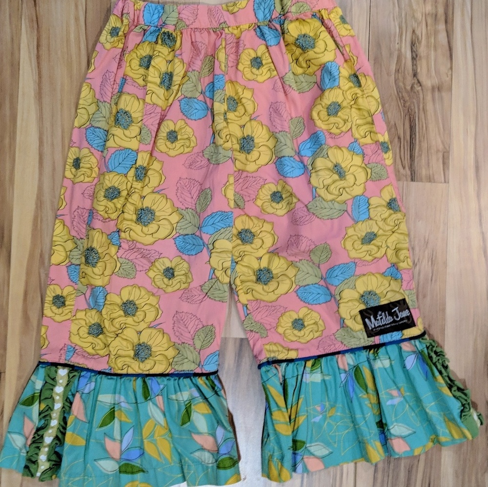 Matilda Jane Ruffle Capris Size 4